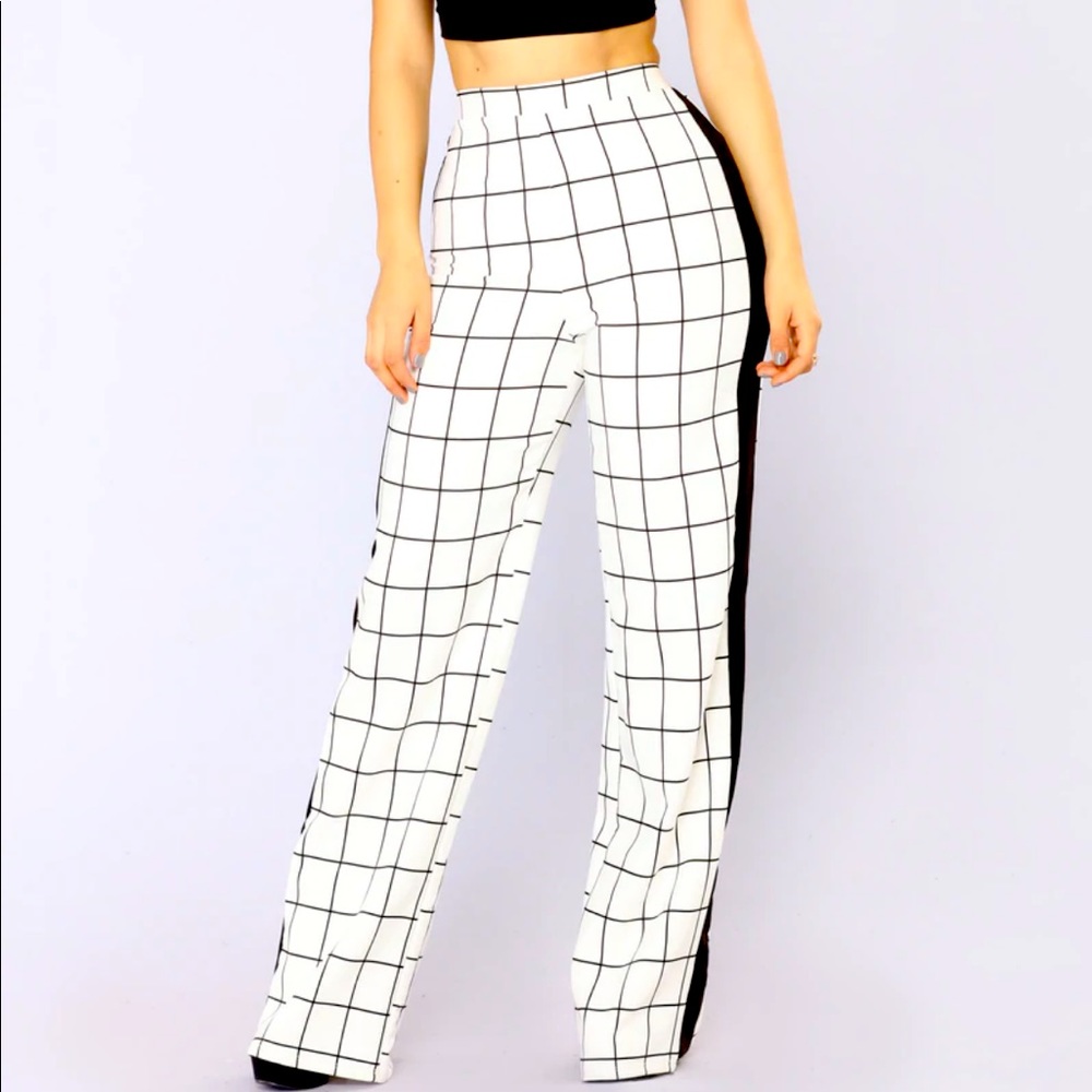Fashion Nova “In her Elements” off White/black stripe pants & Black SHEIN tunic